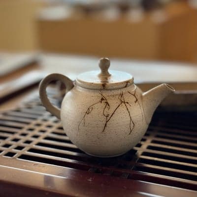 後手茶壺 白