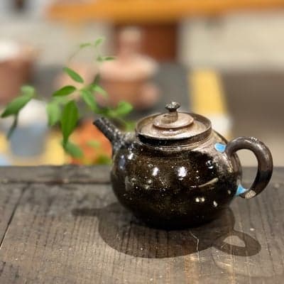 常滑後手急須 木箱入