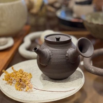 黒泥 茶注